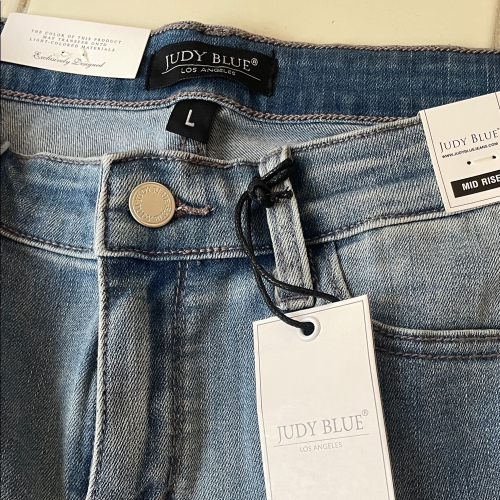 Judy Blue Women's Light Blue Denim Shorts - Picture 3 of 4